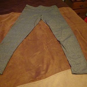 NWT XL gray leggings with lattice leg back